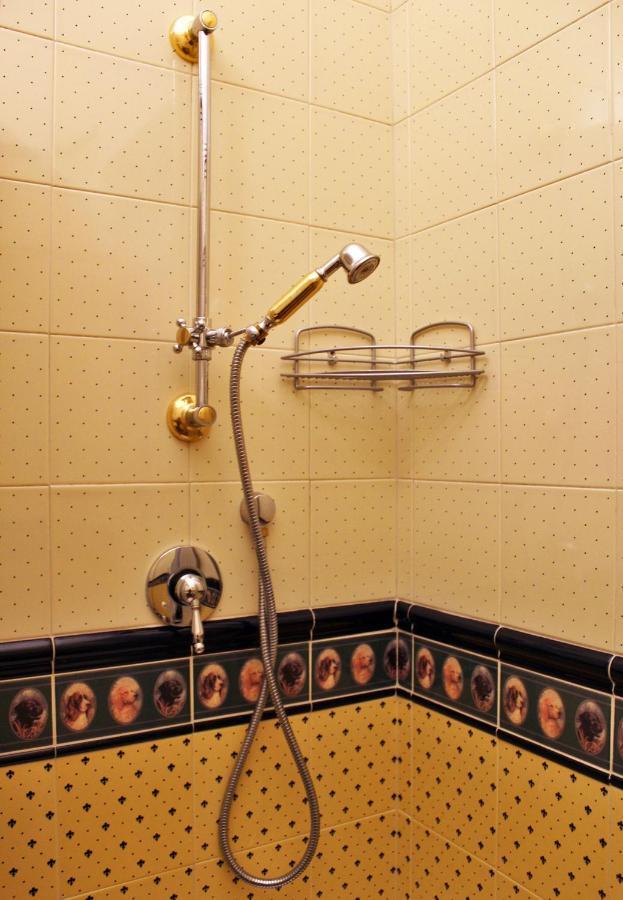 Bed and Breakfast Dimora De Brado Трани Экстерьер фото